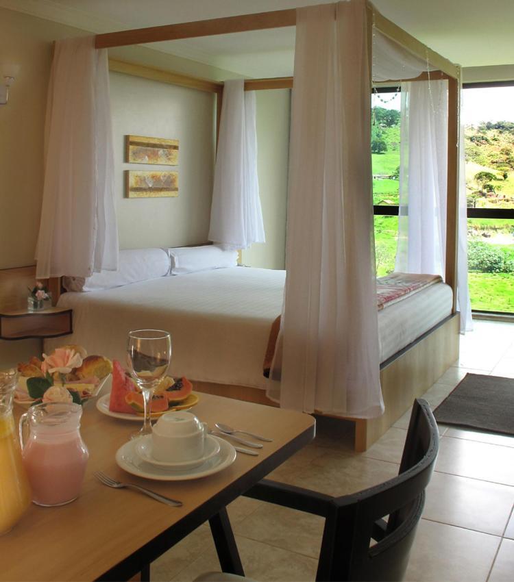 Resort Monte Das Oliveiras Joanópolis Esterno foto
